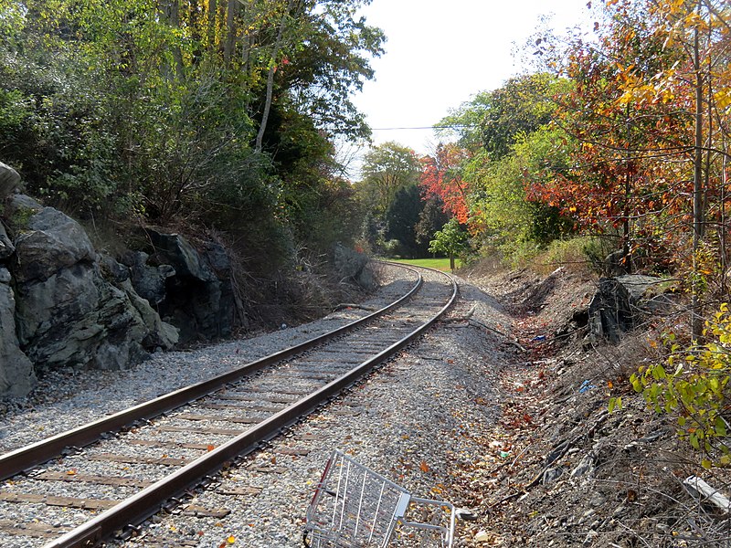 File:G&U south of Route 140, October 2020.JPG