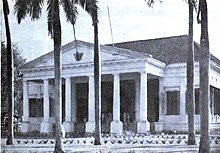 The Old Supreme Court Building on Lapangan Banteng Timur street, occupied between 1946 and 1989. Gedung Mahkamah Agung, Kami Perkenalkan (1954), p168.jpg