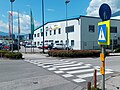 osmwiki:File:Gehweg und Radweg über querende Straße.jpg