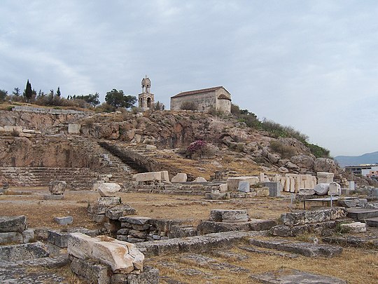 View over the excavation site towards Elefsina.