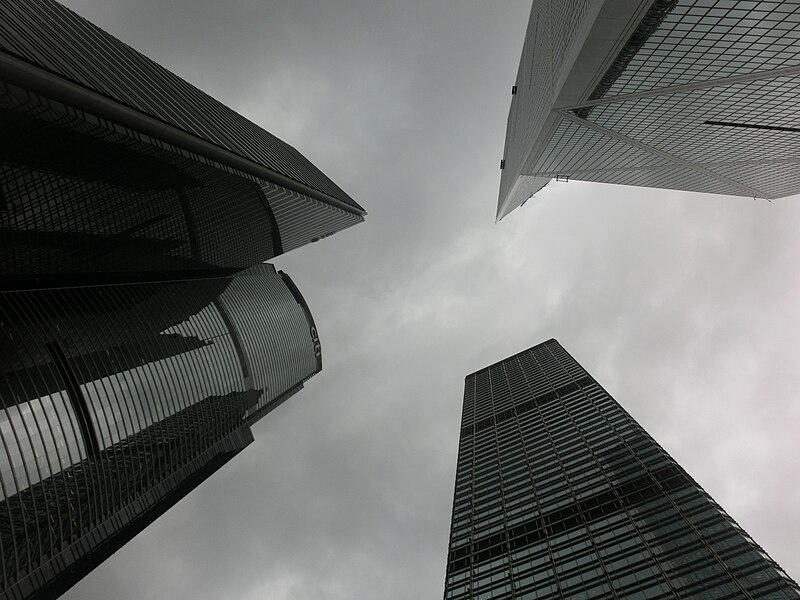 File:HK Central 花旗銀行大廈 Citibank Tower sky Cheung Kong Center n Bank of China Tower May-2014.JPG