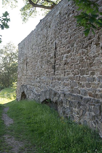 File:Hennef (Sieg), Stadt Blankenberg, Stadtbefestigung, Südliche Stadtmauer-20160608-020.jpg