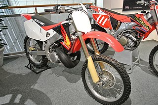 <span class="mw-page-title-main">Honda CR250R</span> Type of motorcycle
