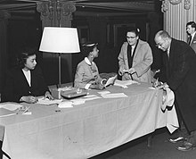 Huisvesting conferentie registratie tafel, Multnomah Hotel, Portland, Oregon, 1955