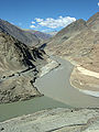 Indus eta Zanskar ibaien bategitea.