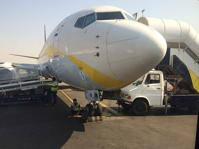 File:JET Airways at Mumbai Airport 2016.jpg