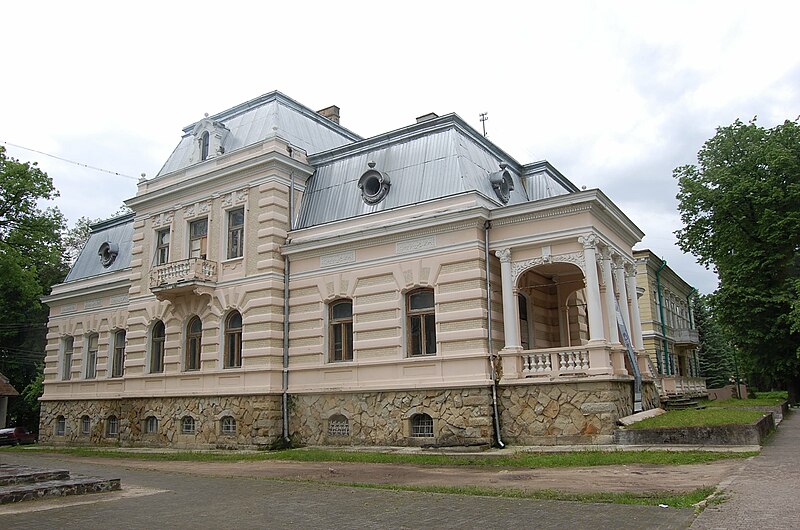 File:JaroszVillaDrohobych.JPG