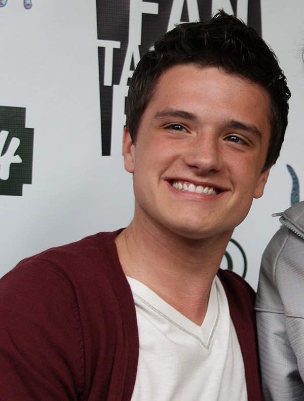 Hutcherson at the premiere of Cirque du Freak in 2009