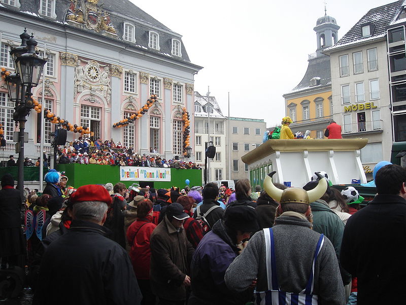 File:Karneval Bonn 2006.jpg