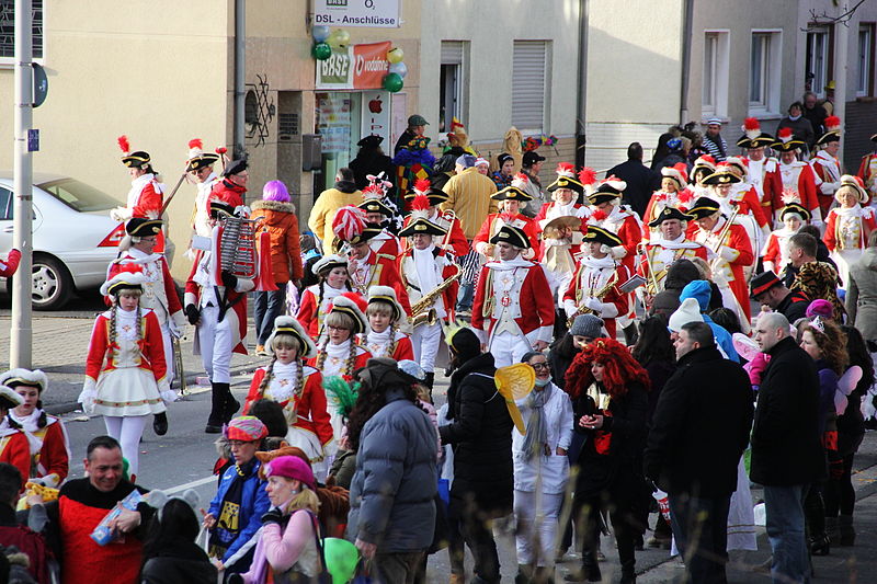 File:Karnevalszug-likuera-2013-121.jpg