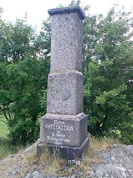 Katzenstein (Erzgebirge) Triangulierungspunkt.jpg