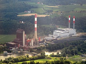 FHKW Mellach left, right the combined cycle power plant Mellach (2019)