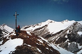 Widok ze szczytu Kreuzspitze.