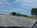 English: Exit 212 from the Kansas Turnpike. The sign says "Tonganoxie, Eudora." Español: Salida 212 del Kansas Turnpike. El letrero dice "Tonganoxie, Eudora."