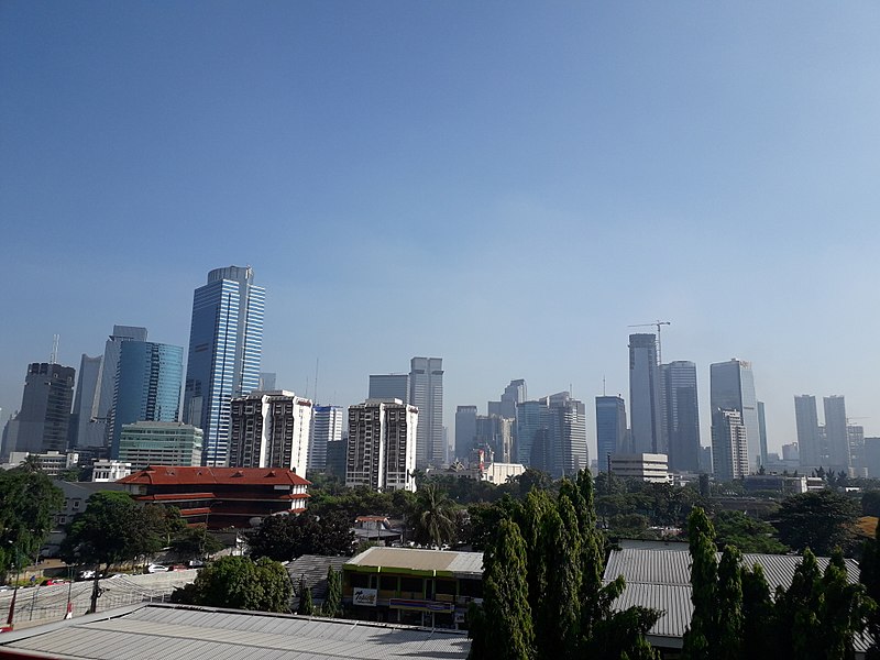 File:Kuningan Skyline from Transjakarta Corridor 13.jpg