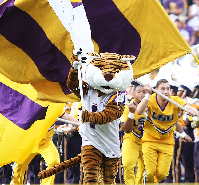 File:LSU's Mike the Tiger (cropped).jpg