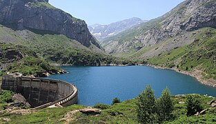 Lac et barrage.