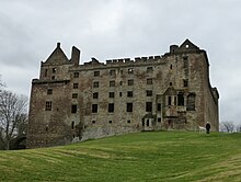 Linlithgow Palace, extensively rebuilt along Renaissance principles from the fifteenth century as a castle-style palace Linlithgow Palace north range.JPG