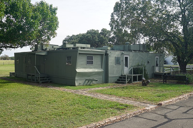 File:Lyndon B. Johnson Ranch October 2020 23 (switchboard and generator building).jpg