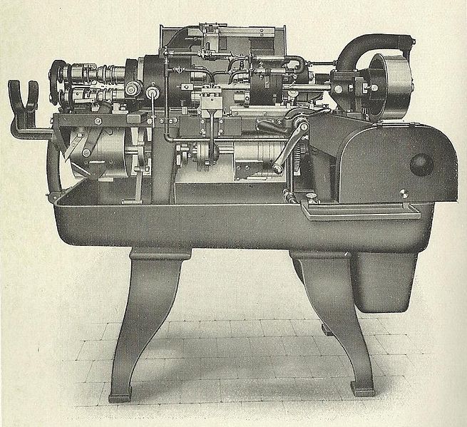 File:Mehrspindlige automatische Revolver Drehbank - Modell VSI.jpg