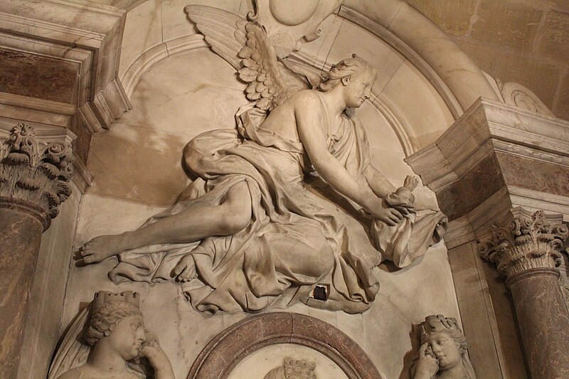 File:Monument funéraire Louis XIV Basilique St Denis crypte St Denis Seine St Denis 3.jpg