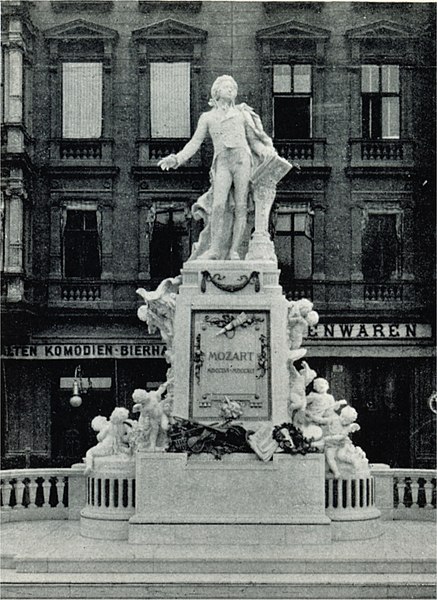 File:Mozart Denkmal in Wien.jpg