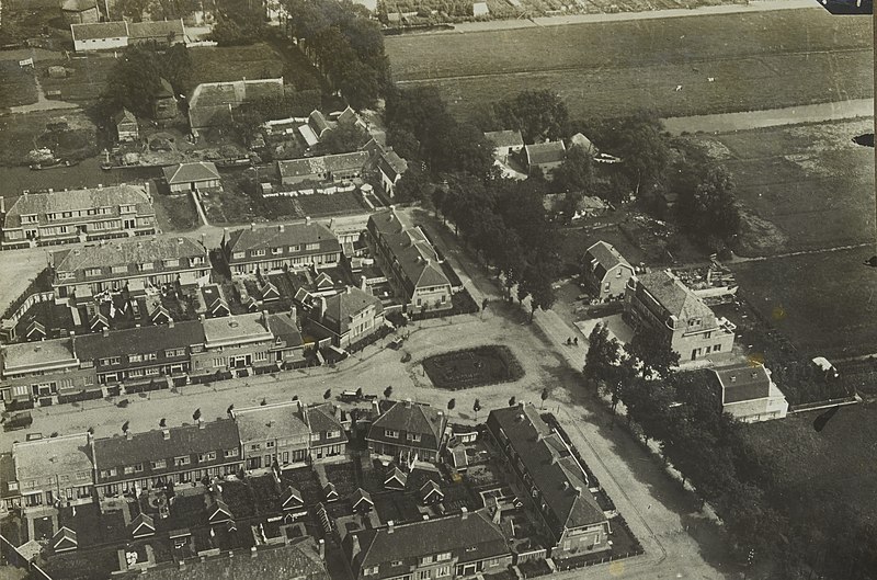 File:NIMH - 2011 - 9902-19-01 - Aerial photograph of Amstelveen, The Netherlands.jpg