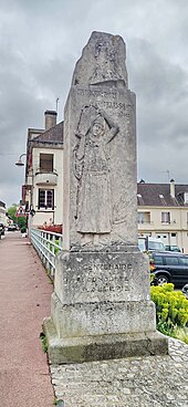 Stèle à Charles Lemercier de Longpré, baron d'Haussez, pour le centenaire de la Conquête de l'Algérie par la France (maire en 1805).