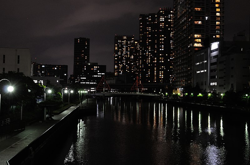 File:Night Canal 高浜運河 - panoramio.jpg