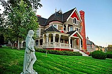 The Nunan House in Jacksonville, Oregon, on which the exterior of Stauf's mansion was based Nunan House (Jackson County, Oregon scenic images) (jacD0099).jpg