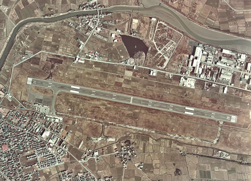 File:Old Kitakyushu Airport Aerial photograph.1974.jpg