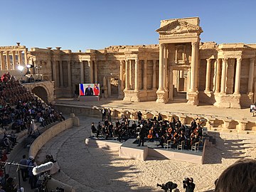 Palmyra concert - panoramio.jpg