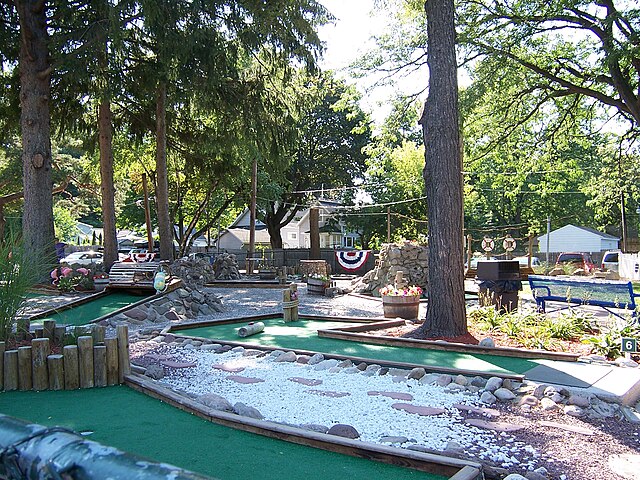 Miniature golf - Wikipedia