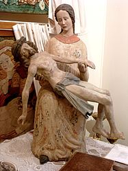 Pietà du XIVe siècle tenant un Christ du XVIIe siècle