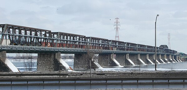Victoria Bridge as viewed from upstream, from Montreal Technoparc