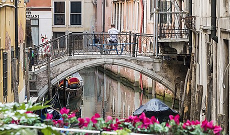 File:Ponte dei Dai (Venice).jpg