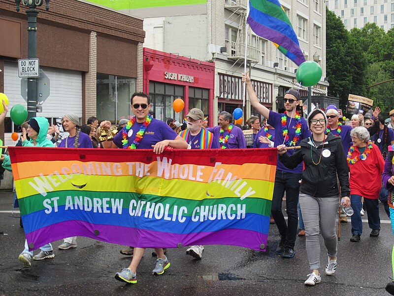 File:Portland Pride 2014 - 130.JPG