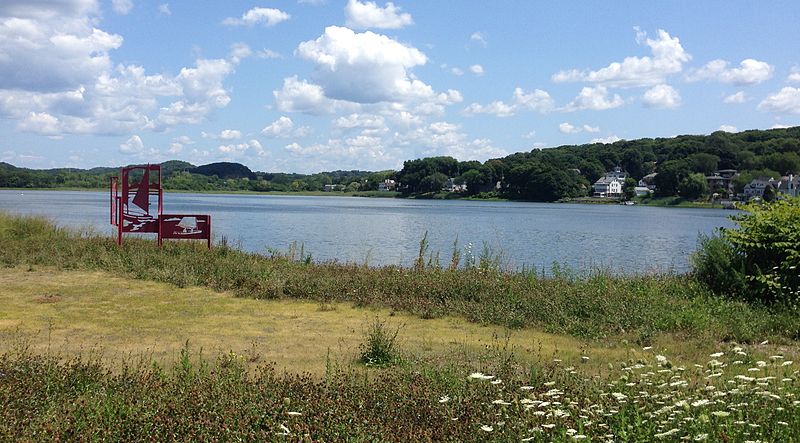 File:Quinnipiac River from Fair Haven.jpg