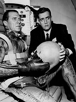 Robert Bray and Burr in "The Case of the Angry Astronaut" (1962)