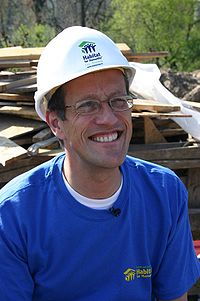 people_wikipedia_image_from Richard Quest