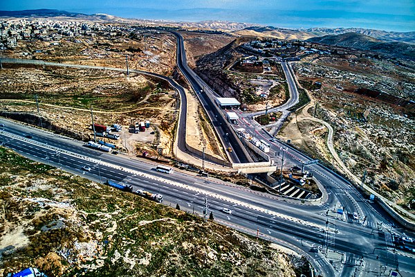 Highway 1 - Route 4370 Junction (Al-Issawiya Junction)