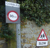 A weight restriction sign on Alderney using hundredweight Road signs on Alderney.png