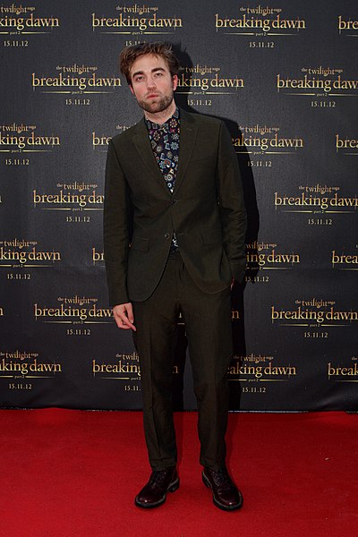 File:Robert Pattinson (8112313238).jpg