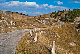 Романовское шоссе между Никитской и Гурзуфской яйлами