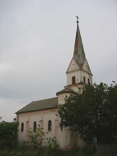 File:Saint Mary Magdalene the Repenter Roman Catholic Church in Bikač, Vojvodina, Serbia - 20060916.jpg