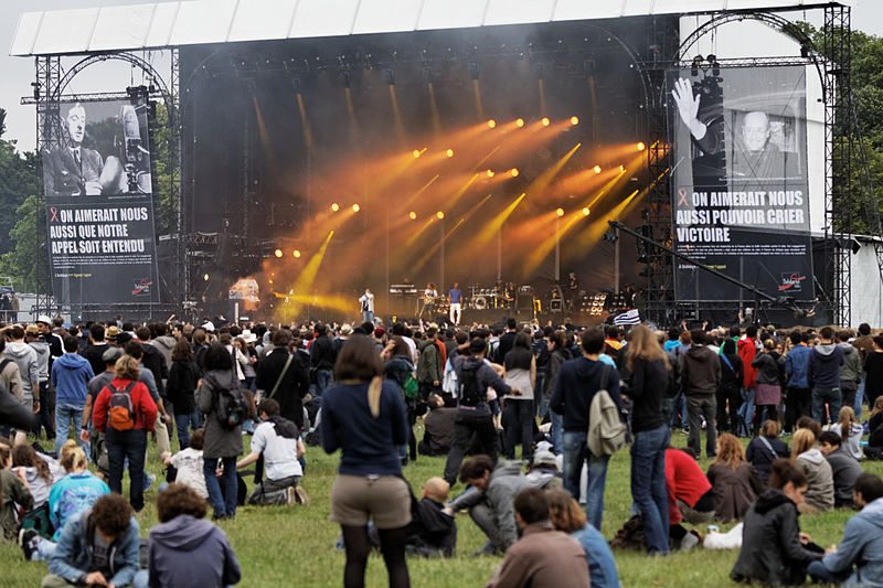 File:Solidays 2013 - La scène Paris - 007.jpg