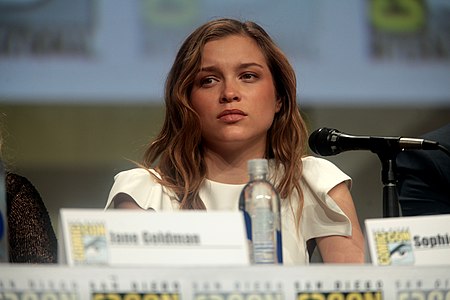 Sophie Cookson.jpg