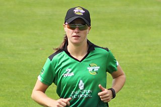 <span class="mw-page-title-main">Sophie Luff</span> English cricketer