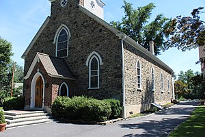 Photo taken in 2017 of the Old St. Thomas' Church built in 1856 St. Thomas the Apostle Church in Glen Mills, Delaware County, Pennsylvania.jpg
