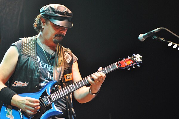 Steve Hunter with Alice Cooper in Rennes, France in 2011